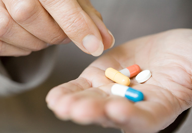 Generalized Anxiety Disorder Therapeutics Market by Drug Class (Antidepressants, Azapirones), By Distribution Channel (Hospital Pharmacies, Retail Pharmacies) - Global Outlook & Forecast 2022-2032