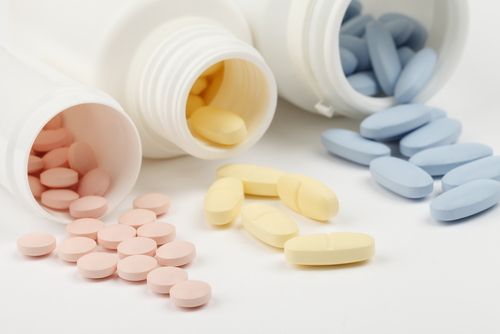 Anti-Inflammatory Drugs Market by Drug Class (Anti-inflammatory Biologics, Corticosteroids, Immune Selective Anti-inflammatory Derivatives (ImSAIDs), Nonsteroidal Anti-inflammatory Drugs (NSAIDs)), by Indication (Inflammatory Bowel Disease (IBD), Arthritis, Multiple Sclerosis, Respiratory Diseases, Others), by Route of Administration (Oral, Injection, Others) and by Distribution Channel (Hospital Pharmacies, Online Pharmacies, Retail Pharmacies) – Global Outlook & Forecast 2022-2030