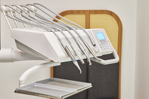 Dental Materials Market by Material Type (Ceramic, Polymer, Metallic, and Natural), Application (Prosthetics, Implants, and Orthodontics), End user (Hospitals, Dental Clinics, Dental Laboratories, Dental Institutes, and Academia) – Global Outlook & Forecast 2022-2030