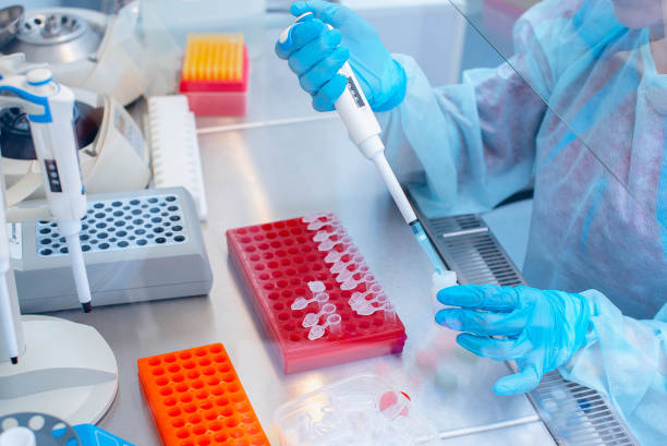 PCR in Companion Diagnostics Market by Type (RT-PCR, qPCR), Indication (Cancer, Infectious Diseases), End-user (Pharmaceutical & Biopharmaceutical Companies, Reference laboratories) - Global Outlook and Forecast 2023-2031