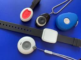 Personal Emergency Response System Market by Product (Mobile Devices, Landline Devices, Standalone Devices, Mobile App), Connectivity (Wired, Wireless), End-user (Home-based Users, Assisted Living Facilities, Hospitals, Others) – Global Outlook & Forecast 2023-2031