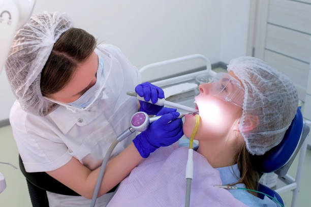 Dental Bone Void Fillers Market by Type (Tricalcium Phosphate Ceramics, Demineralized Bone Matrix), End User (Hospitals, Dental Clinics) - Global Outlook and Forecast 2023-2031