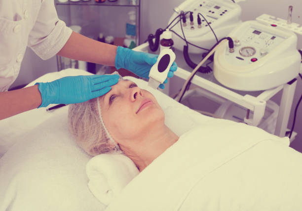Localized Temperature Therapy Products Market by Product (Localized Neonatal Therapy Product, Localized Heat Therapy Product), Area of Application (Neck, Shoulder), Distribution Channel (Hospital Pharmacies, Retail Pharmacies) – Global Outlook & Forecast 2023-2031